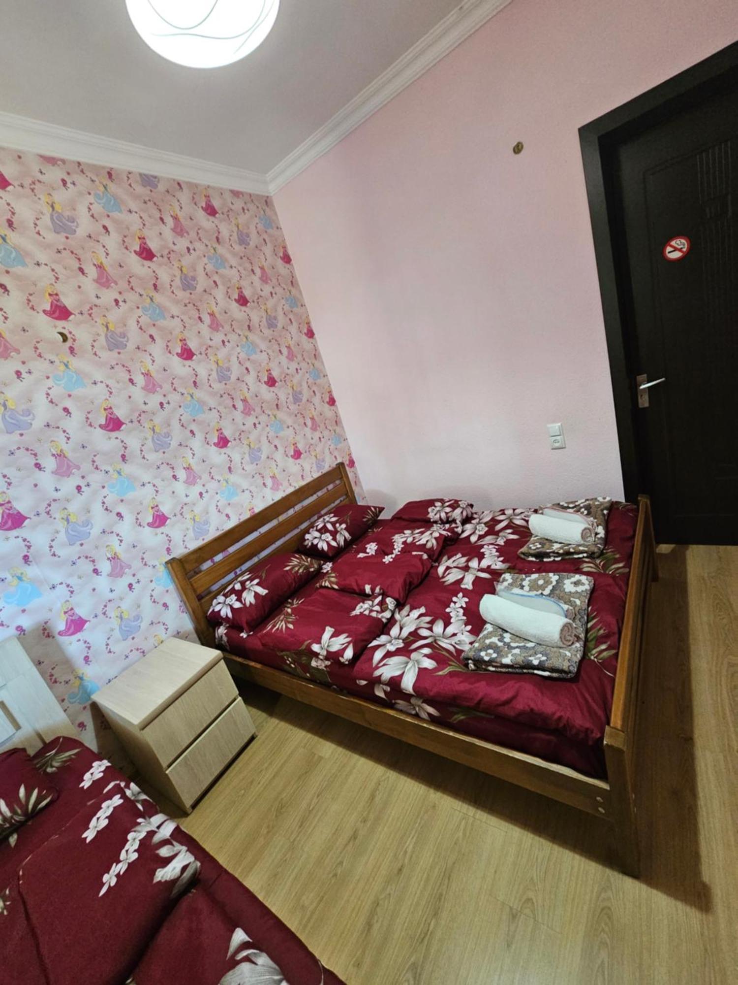 Guesthouse Different Tbilisi Camera foto